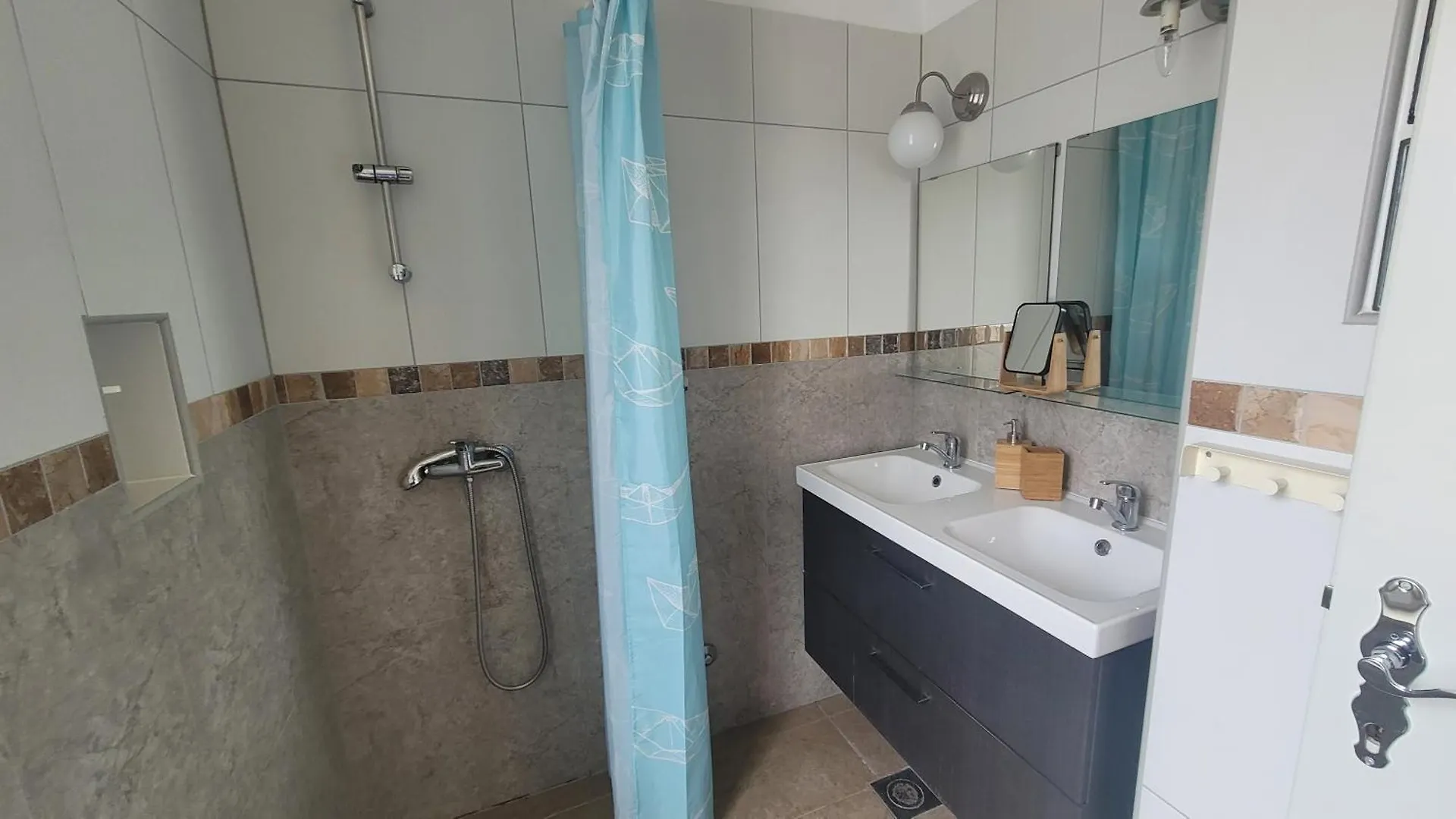 Villa with total privacy Loborika 克罗地亚